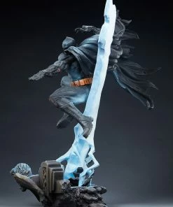 Batman: The Dark Knight Returns Premium Format™ Figure By Sideshow Collectibles
