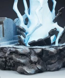 Batman: The Dark Knight Returns Premium Format™ Figure By Sideshow Collectibles