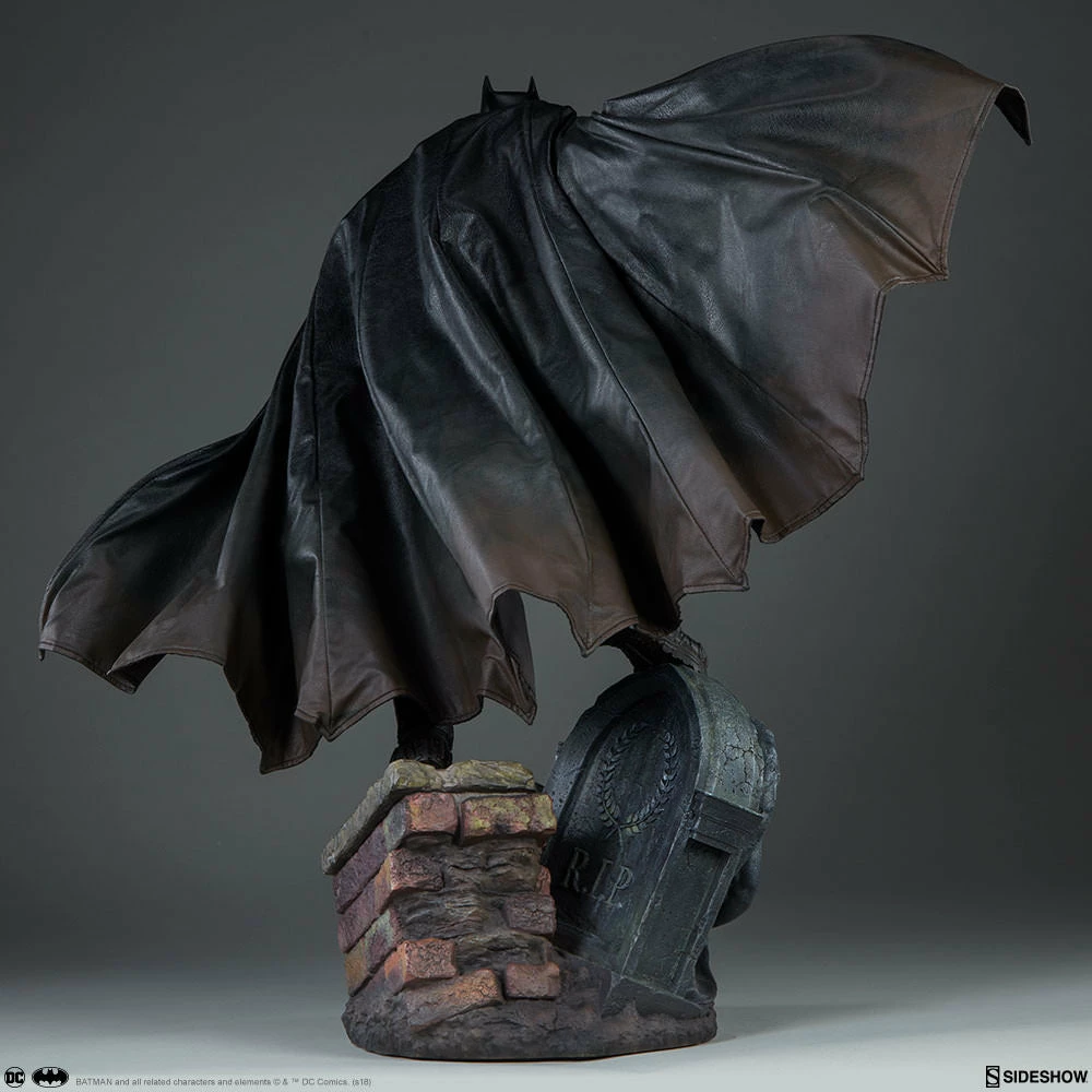 Flash Sale 💯 Batman Premium Format™ Figure By Sideshow Collectibles 😍 12 Batman Premium Format™ Figure By Sideshow Collectibles