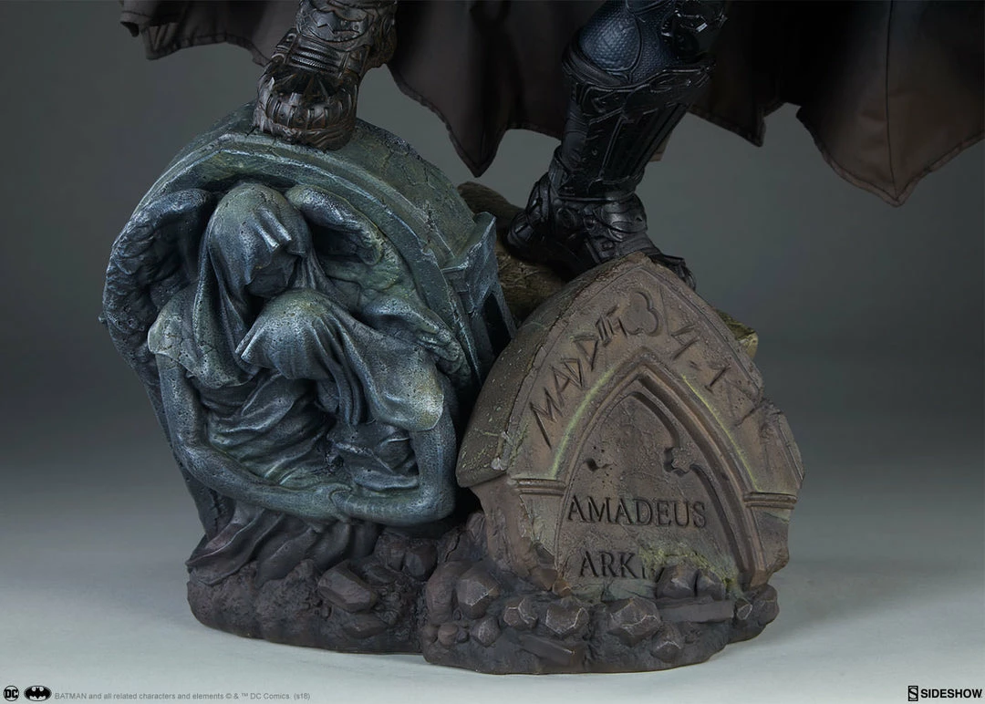 Flash Sale 💯 Batman Premium Format™ Figure By Sideshow Collectibles 😍 7 Batman Premium Format™ Figure By Sideshow Collectibles