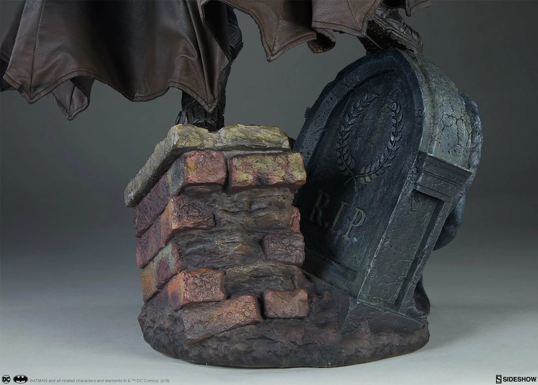 Flash Sale 💯 Batman Premium Format™ Figure By Sideshow Collectibles 😍 8 Batman Premium Format™ Figure By Sideshow Collectibles