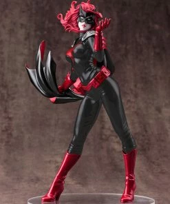 Batwoman (2nd Edition) Statue By Kotobukiya Bishoujo Series - 1:7 Scale Batman
