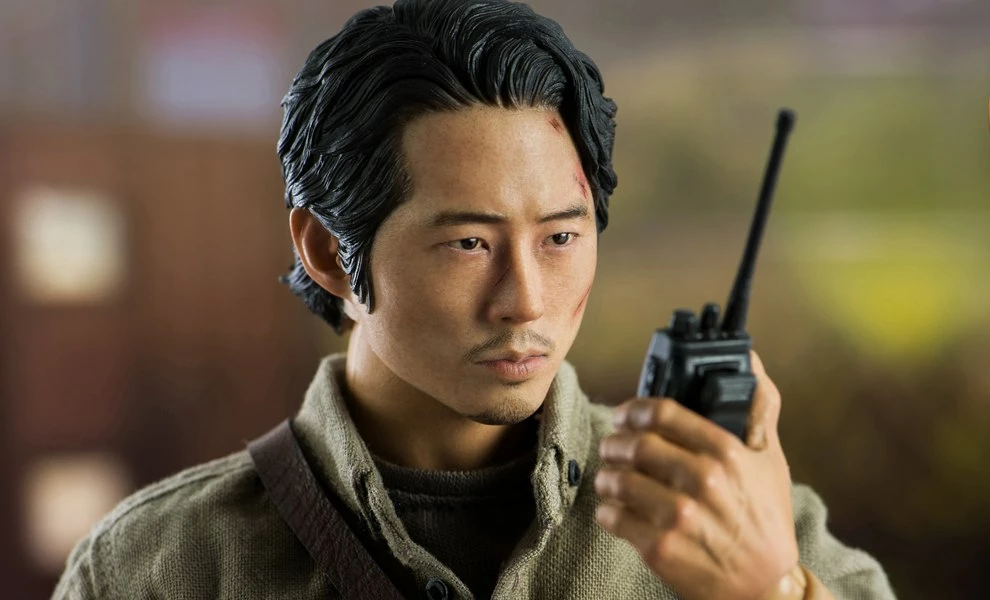 Promo ⌛ Glenn Rhee Deluxe Version Sixth Scale Figure By Threezero The Walking Dead ❤️ 1 Glenn Rhee Deluxe Version Sixth Scale Figure By Threezero The Walking Dead