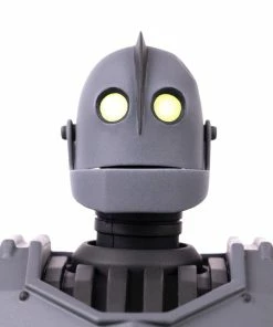 Iron Giant Collectible Figure By Mondo Mondo Mecha Collection MONDO COLLECTIBLES