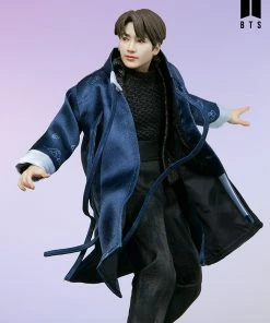Discount π Jung Kook Deluxe Statue By Sideshow Collectibles BTS Idol Collection π 25 Jung Kook Deluxe Statue By Sideshow Collectibles BTS Idol Collection