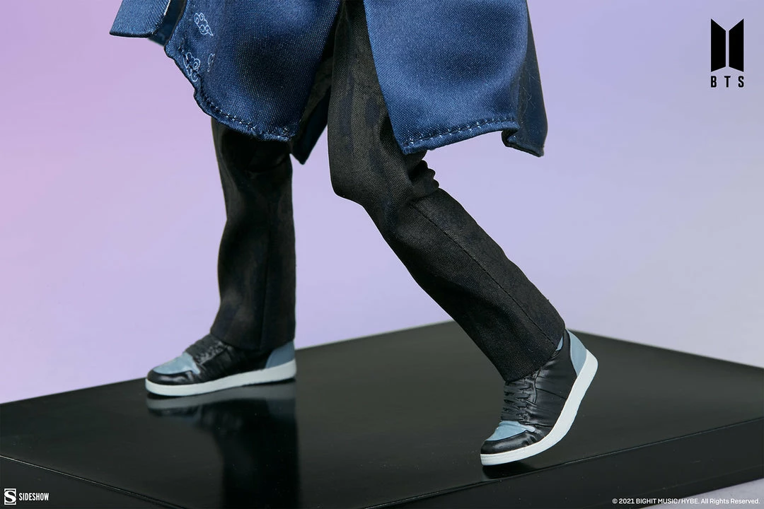 Discount π Jung Kook Deluxe Statue By Sideshow Collectibles BTS Idol Collection π 5 Jung Kook Deluxe Statue By Sideshow Collectibles BTS Idol Collection