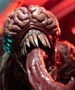 Licker Life-Size Bust By PureArts Resident Evil 2 LIFE SIZED STATUES PROPS