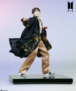 SUGA Deluxe Statue By Sideshow Collectibles BTS Idol Collection