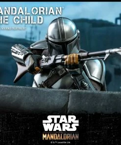 Hot Toys The Mandalorian And The Child Collectible Set