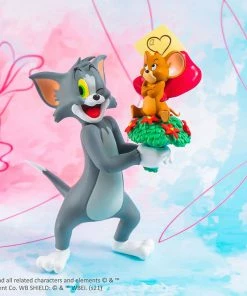 Tom And Jerry – Just For You Statue By Soap Studio