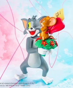 Tom And Jerry – Just For You Statue By Soap Studio