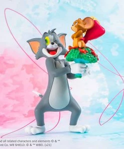 Tom And Jerry – Just For You Statue By Soap Studio