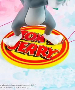 Tom And Jerry – Just For You Statue By Soap Studio