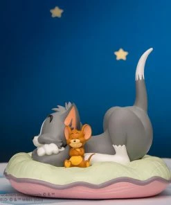 Tom And Jerry Sweet Dreams Collectible Figure By Soap Studio