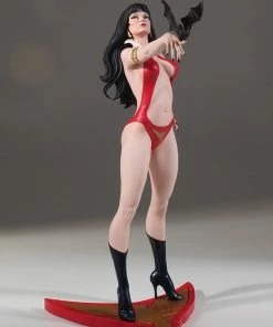 Dynamic Entertainment Vampirella Jose Gonzalez Statue By Dynamite Entertainment 50th Anniversary - 1:6 Scale