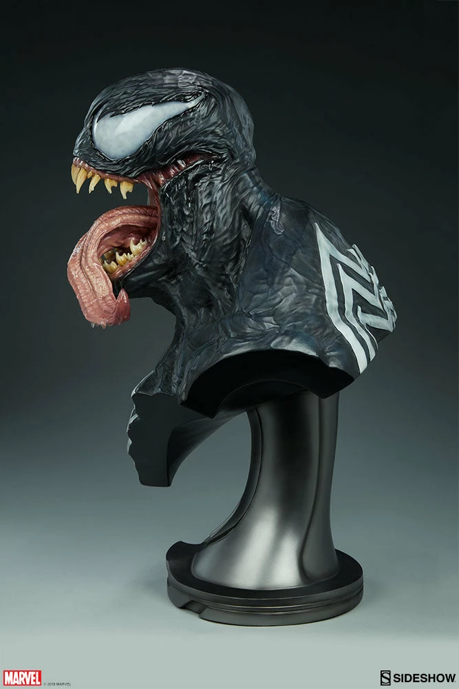 Brand new π Venom Life Size Bust By Sideshow Collectibles π 8 Venom Life Size Bust By Sideshow Collectibles