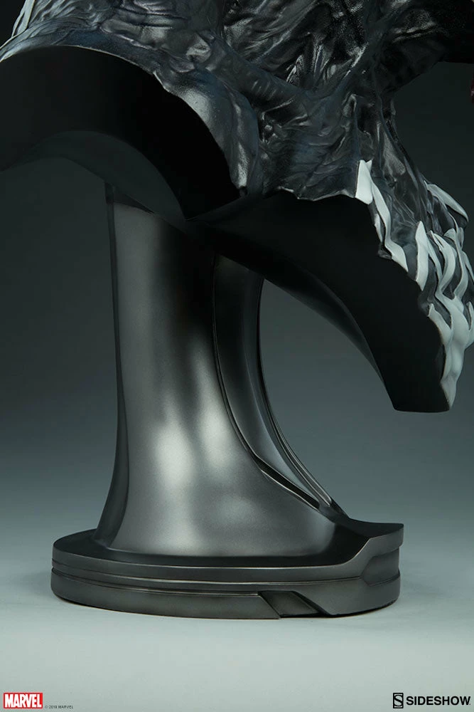 Brand new π Venom Life Size Bust By Sideshow Collectibles π 13 Venom Life Size Bust By Sideshow Collectibles